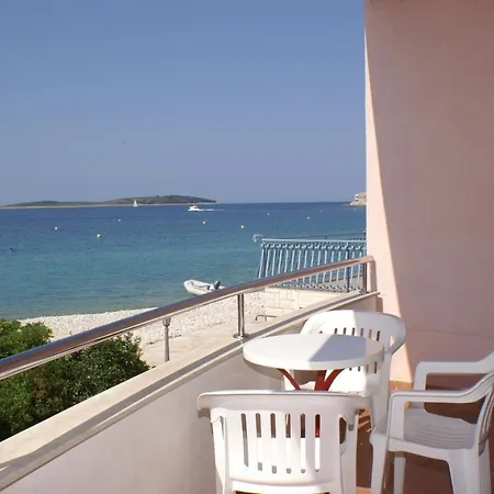 By The Sea - 9687 Lejlighed